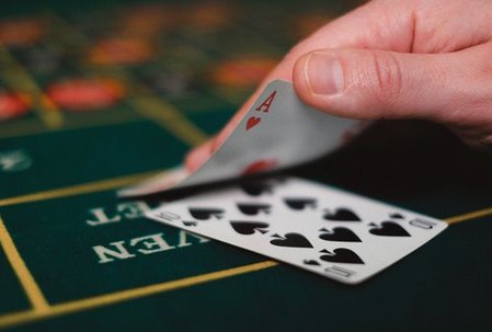tài xỉu trực tuyến Kubet